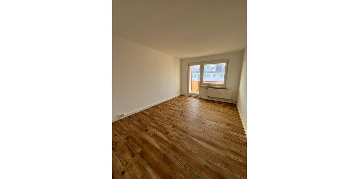 Etagenwohnung Tangermünde - 3 Zimmer, 60 m&sup2;, 421&euro; | Angebot:24761201