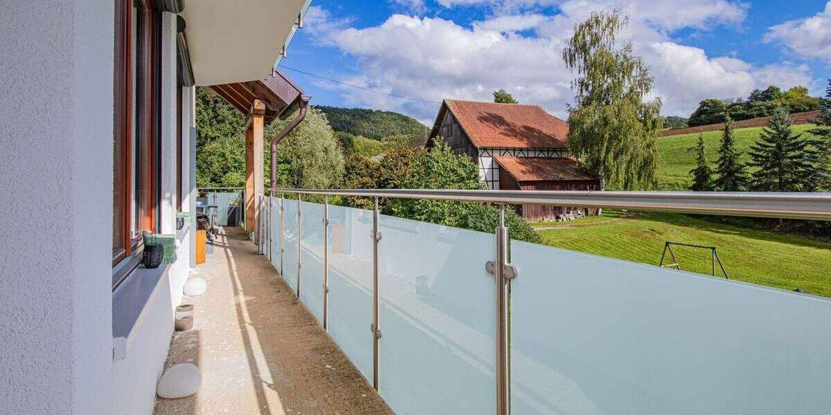 Moderne 3-Zimmer-Wohnung mit Aufzug in ruhiger Wohnlage in Blumberg - Epfenhofen 4 zimmer