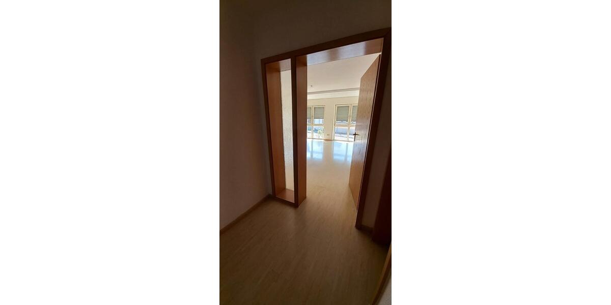 Erdgeschoßwohnung Ihringen - 4 Zimmer, 102 m&sup2;, 359.000&euro; | Angebot:26123035