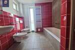 Firmenkomplex mit Garage und Einliegerwohnung 22 zimmer