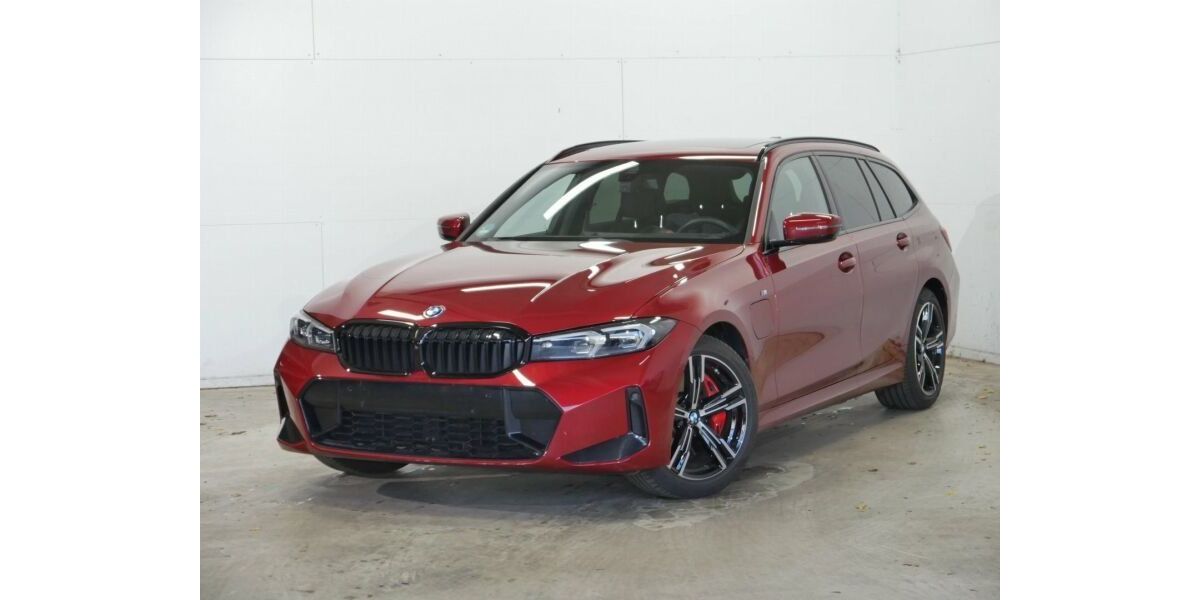 BMW 330 27.800 km 48.839 &euro; Paderborn 33100