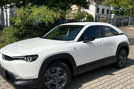 Mazda MX-30 9.000 km 20.980 € Dortmund 44269