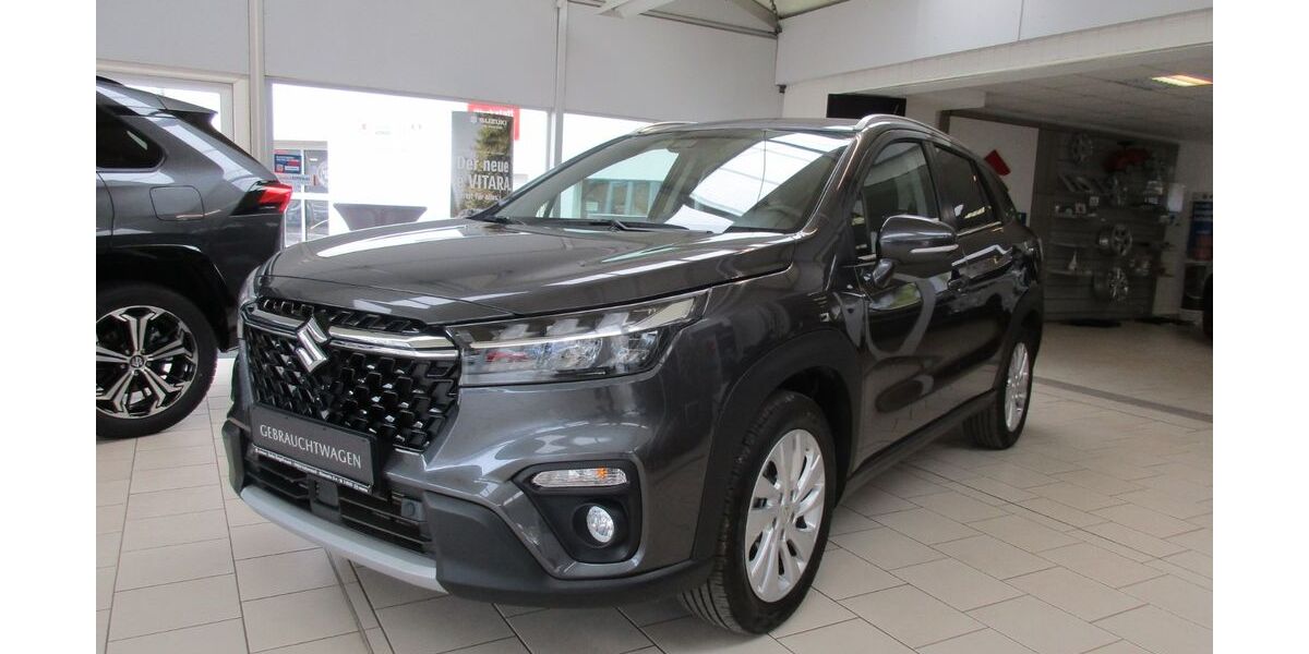 Suzuki (SX4) S-Cross 27.215 km 21.490 &euro; Halberstadt 38820
