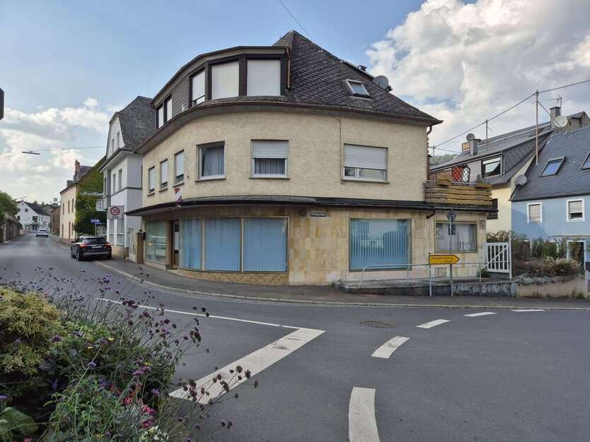 Haus zum Kaufen in Bernkastel-Kues 189.000 € 146 m²