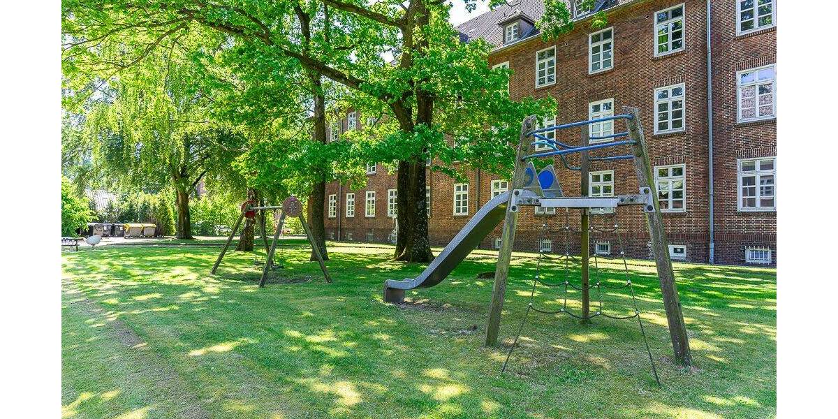 Etagenwohnung Flensburg Nordstadt - 3 Zimmer, 92 m&sup2;, 720&euro; | Angebot:26843950