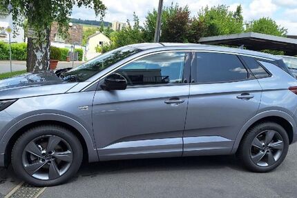 Opel Grandland (X) 11.500 km 23.877 € Taunusstein 65232