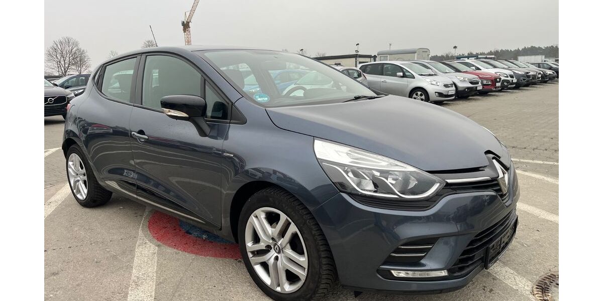 Renault Clio 189.250 km 4.999 &euro; Mittenwalde 15749