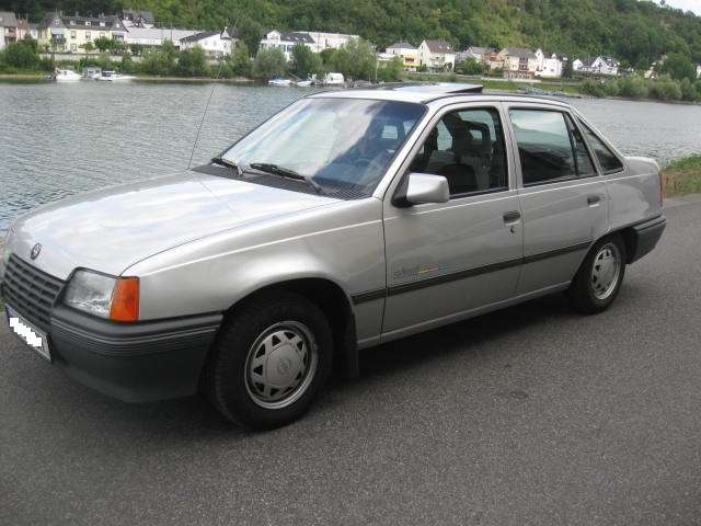 Opel Kadett 81.500 km 3.300 &euro; Vallendar, Stadt 56179