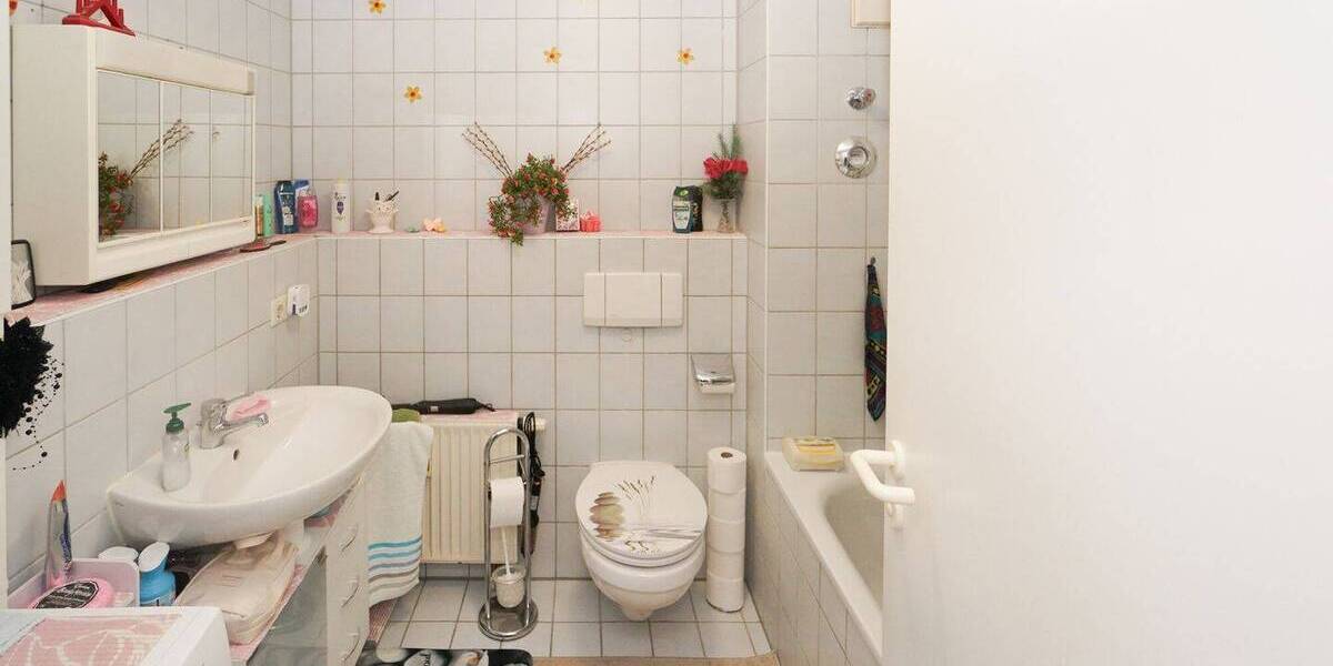 Etagenwohnung Freital - 2 Zimmer, 62 m&sup2;, 105.000&euro; | Angebot:25689294