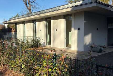 Haus zum Mieten in Dresden 2.490 € 127.35 m² 3 zimmer