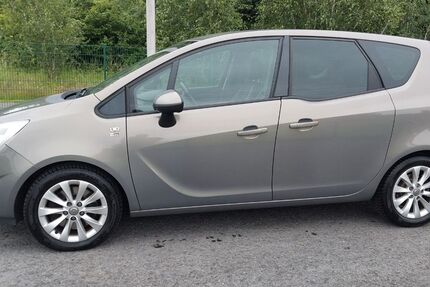 Opel Meriva 98.000 km 4.250 &euro; Hamm 59077
