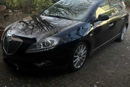 Lancia Delta 192.500 km 2.150 &euro; Kronberg 61476