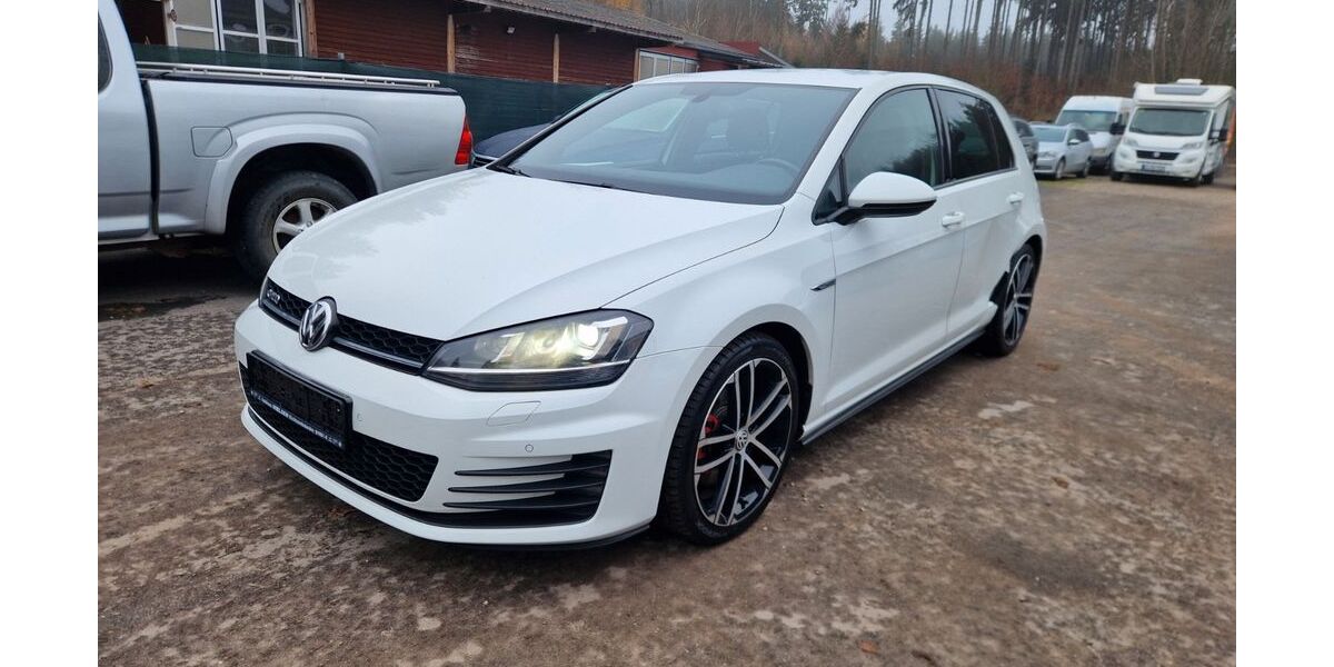 VW Golf 291.000 km 8.500 &euro; GELTENDORF 82269