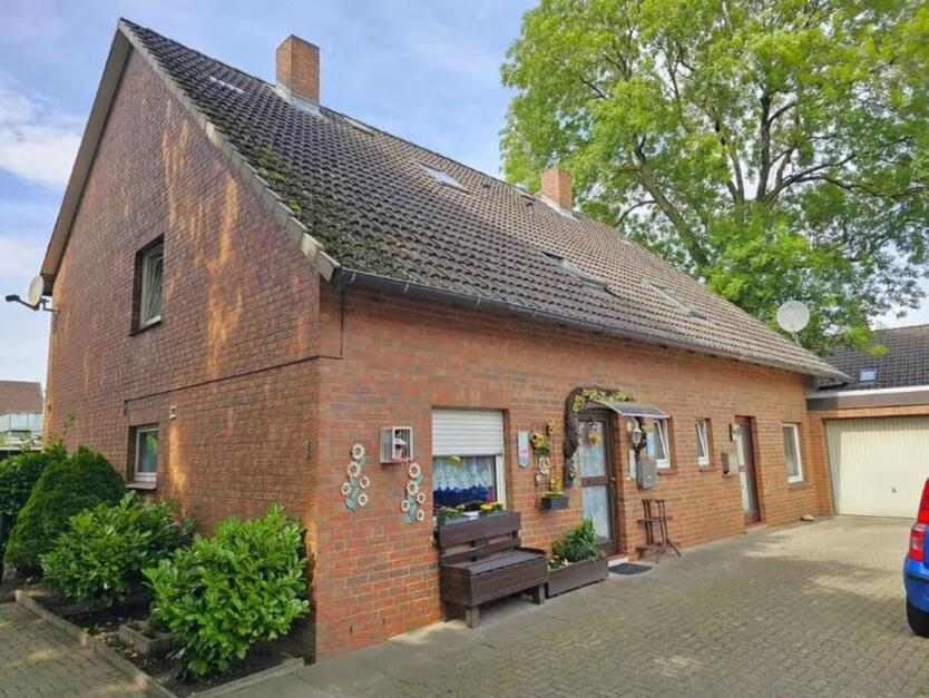 DHH mit 3 SZ, HWR, G-WC, kl. Garten und Garage in Neuenwalde zimmer