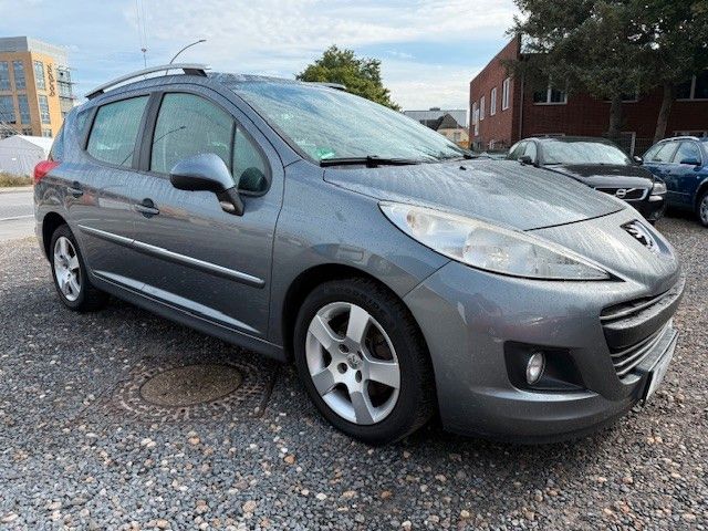 Peugeot 207 180.275 km 2.990 € Hamburg 22179