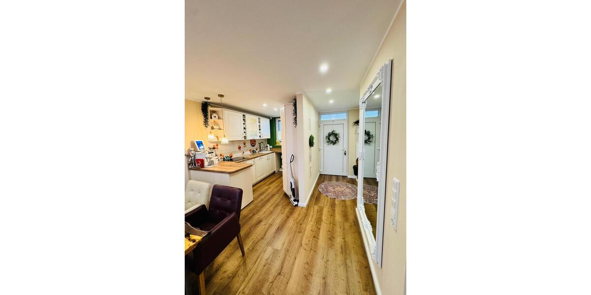 Großzügige luxuriöse Maisonette-Wohnung mit ca. 106 m² Wohnfläche 4 zimmer