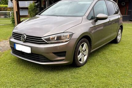 VW Golf Sportsvan 184.000 km 7.200 &euro; Kuhs 18276