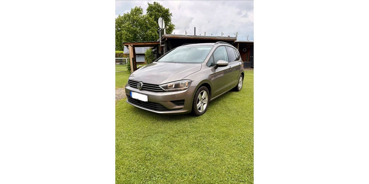 VW Golf Sportsvan 184.000 km 7.200 &euro; Kuhs 18276