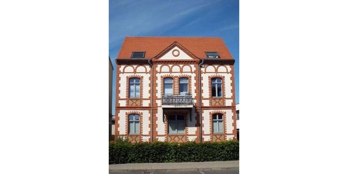 Einfamilienhaus Neubrandenburg Jahnviertel - 12 Zimmer, 196 m&sup2;, 445.000&euro; | Angebot:26689816