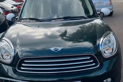 Mini Countryman D (Cooper) 161.000 km 6.490 &euro; Oberhausen 46119