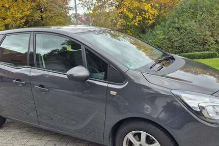 Opel Meriva 25.400 km 8.825 &euro; Römerstein 72587