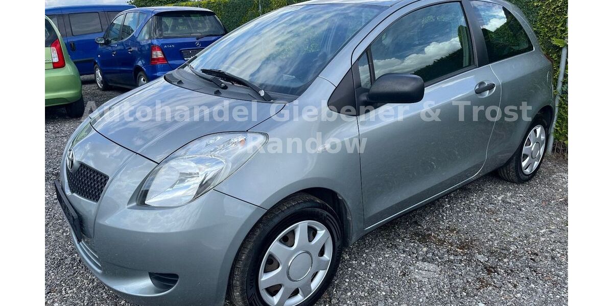 Toyota Yaris 243.000 km 1.990 &euro; Demmin 17109