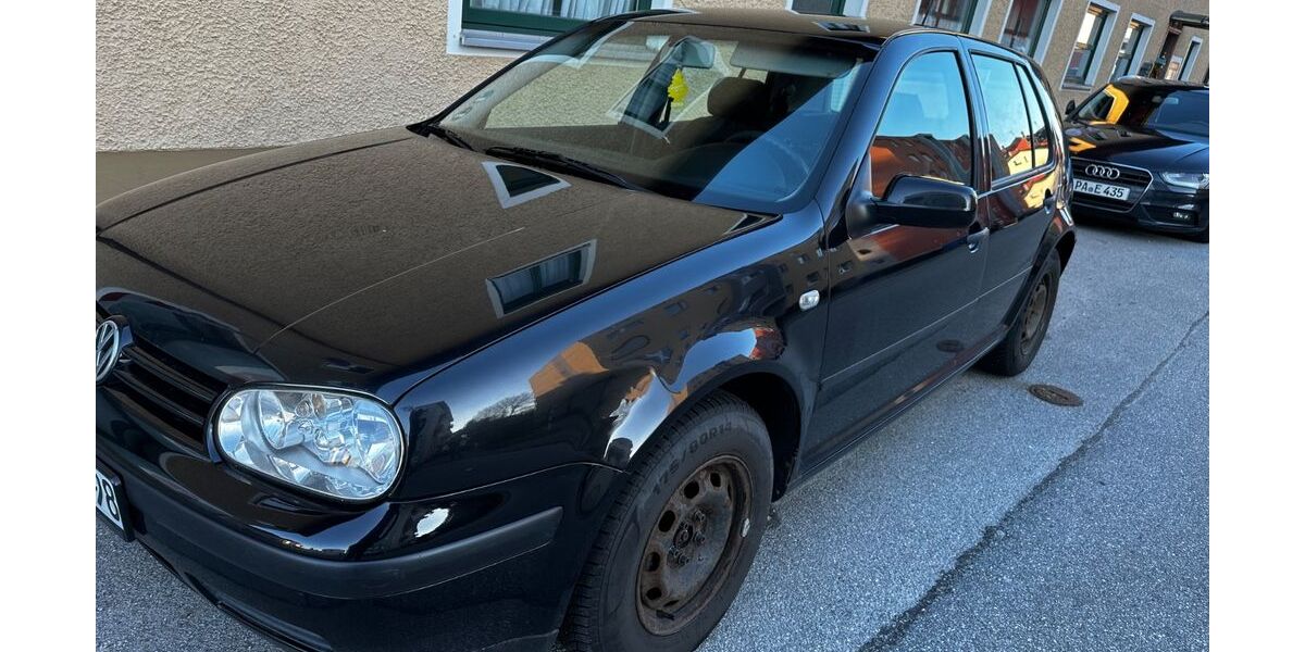 VW Golf 256.000 km 1.200 &euro; Passau 94036