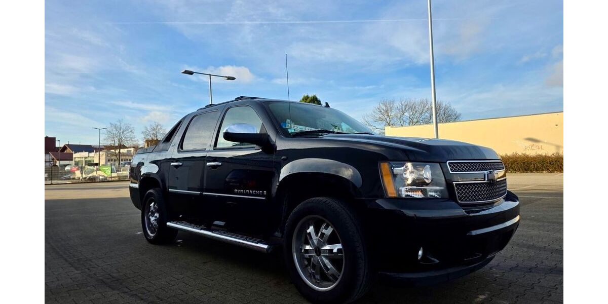 Chevrolet Avalanche 222.000 km 13.900 &euro; Rosdorf 37124