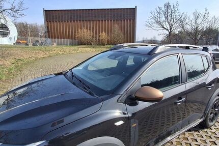 Dacia Sandero 12.000 km 16.100 &euro; Bad Kissingen 97688