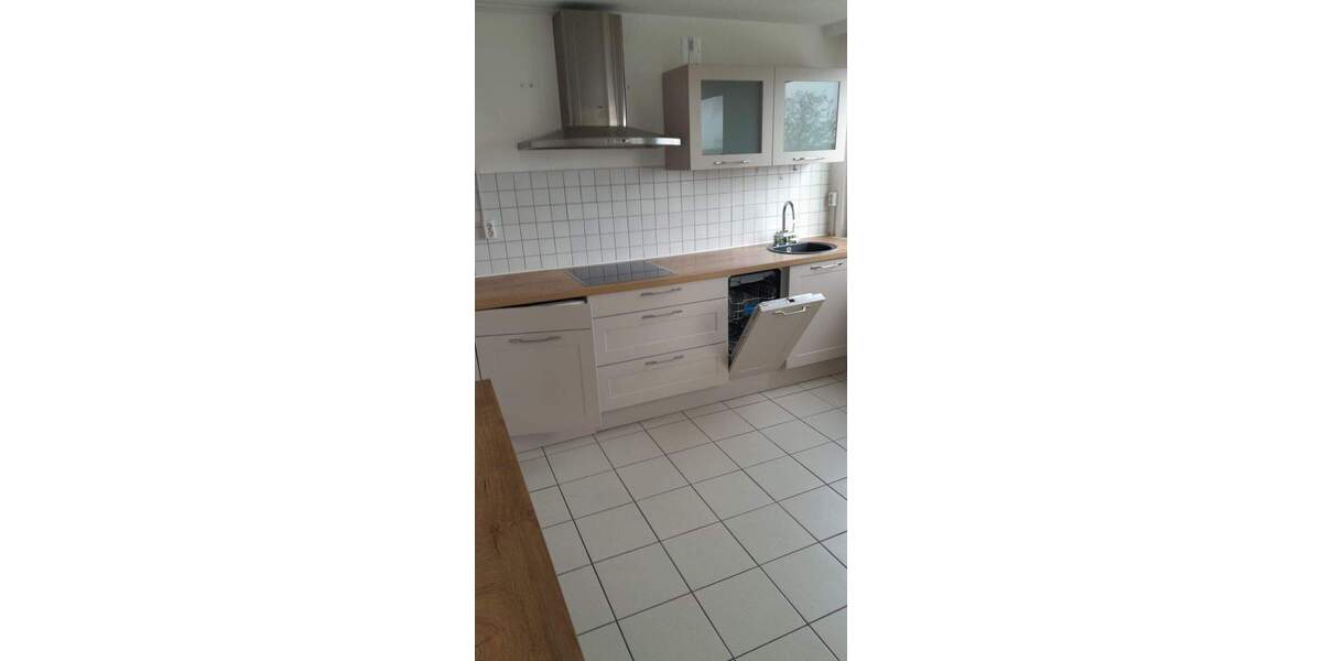 Etagenwohnung Dollern - 4 Zimmer, 85 m&sup2;, 890&euro; | Angebot:25878435