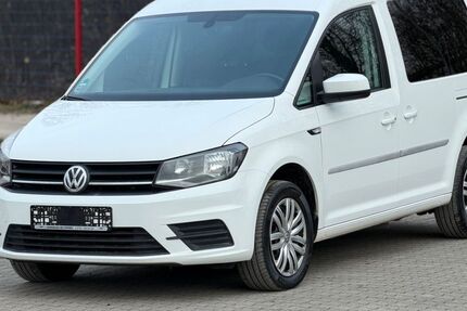 VW Caddy 236.000 km 10.900 &euro; Windhausen 37539