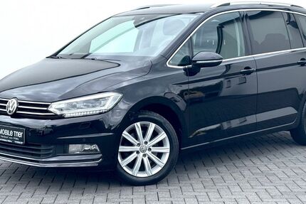 VW Touran 107.000 km 21.490 &euro; Bekond 54340