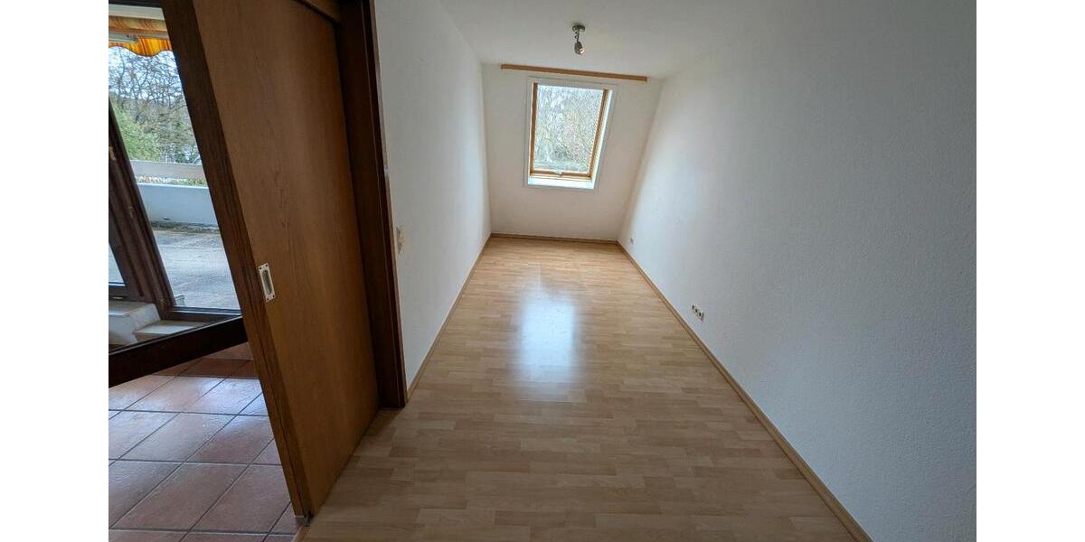 Etagenwohnung Lauffen am Neckar - 2 Zimmer, 63 m&sup2;, 850&euro; | Angebot:25948381