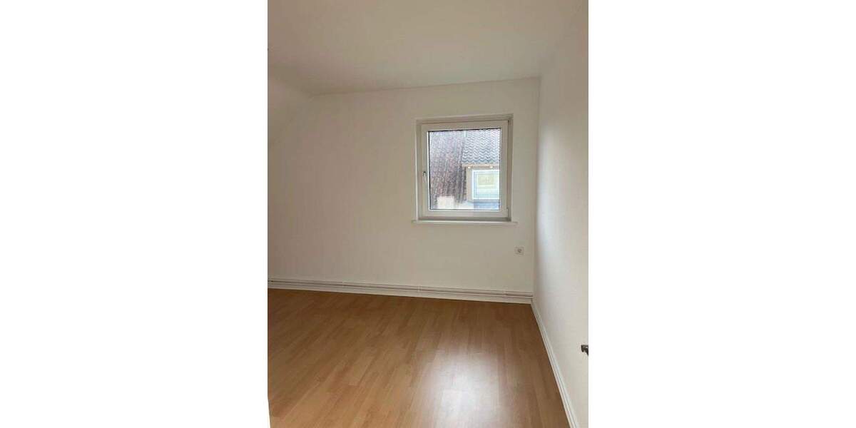 Etagenwohnung Hameln Nordstadt - 3 Zimmer, 81 m&sup2;, 735&euro; | Angebot:24711901