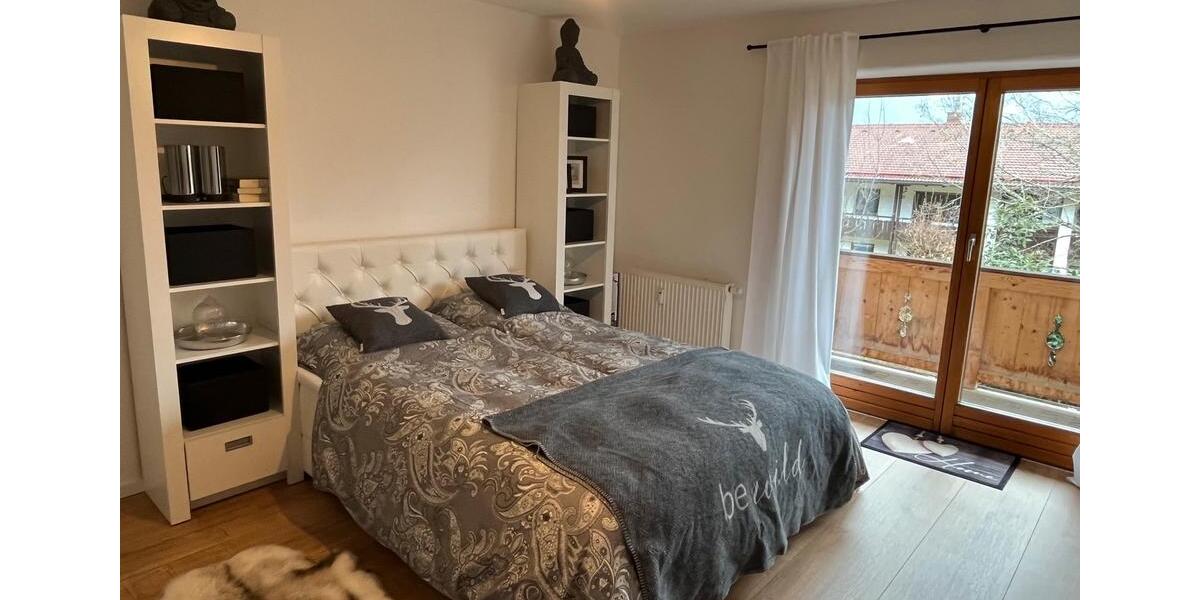 Erdgeschoßwohnung Bad Wiessee - 3.5 Zimmer, 100 m&sup2;, 2.480&euro; | Angebot:25078930