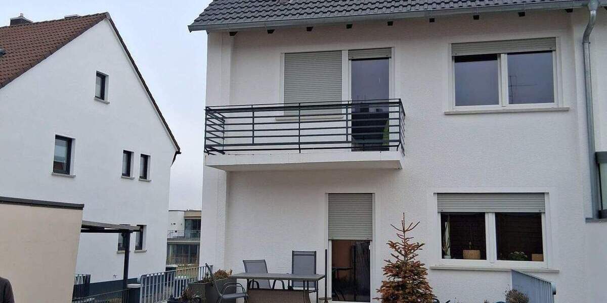 Doppelhaushälfte Gunzenhausen - 4 Zimmer, 104 m&sup2;, 398.000&euro; | Angebot:25319153