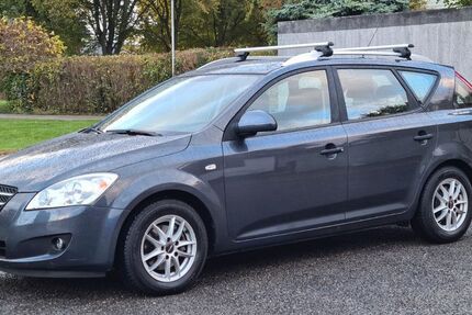 Kia ceed Sportswagon 70.000 km 4.499 &euro; Jülich 52428