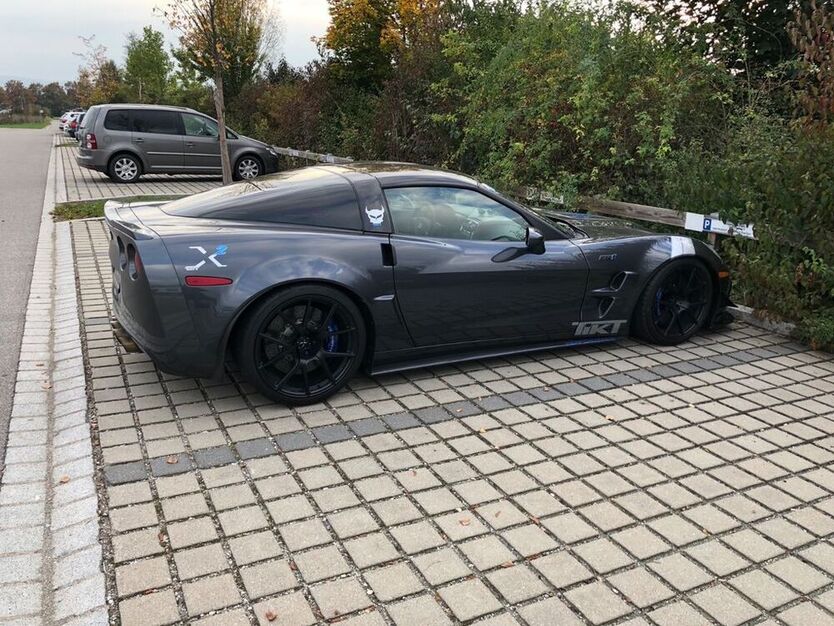 ZR 1