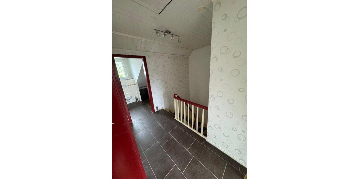 Mehrfamilienhaus, Wohnhaus Bad Breisig - 8 Zimmer, 195 m&sup2;, 390.000&euro; | Angebot:26919197