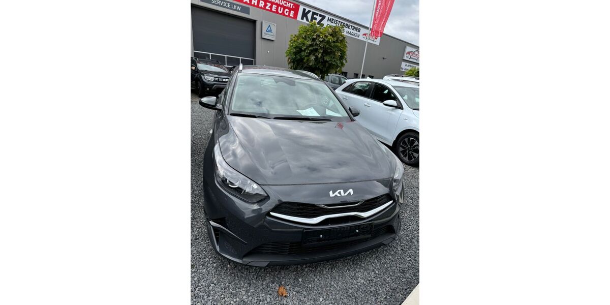 Kia ceed / Ceed 24.100 km 20.500 &euro; Sarmersbach 54552