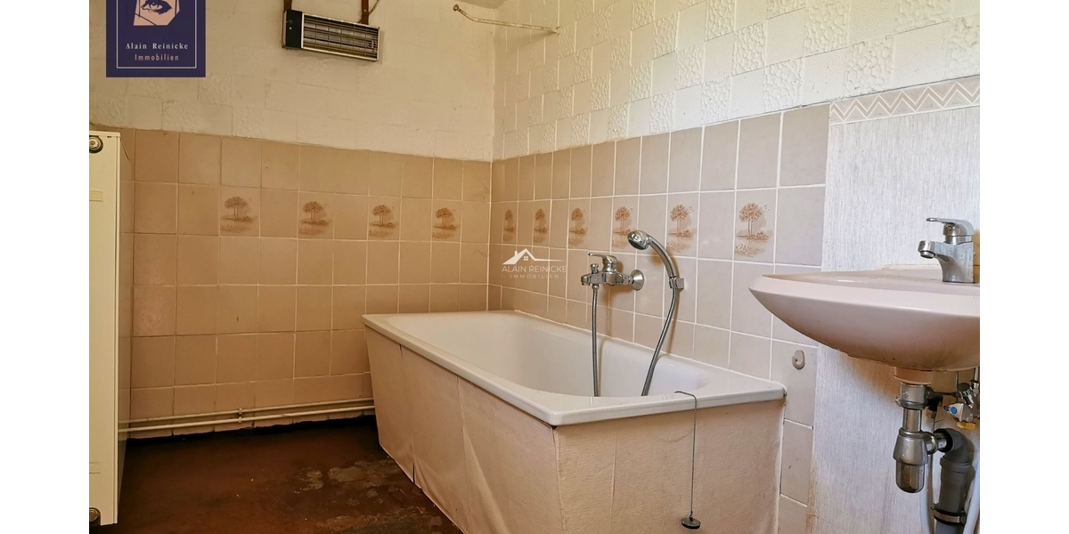 frisch renovierte DHH - Juwel in hervorragender Lage 4 zimmer