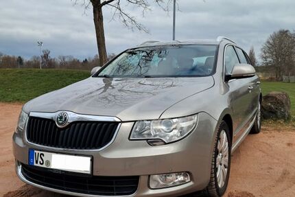 Skoda Superb 247.000 km 6.300 &euro; Villingen-Schwenningen 78054