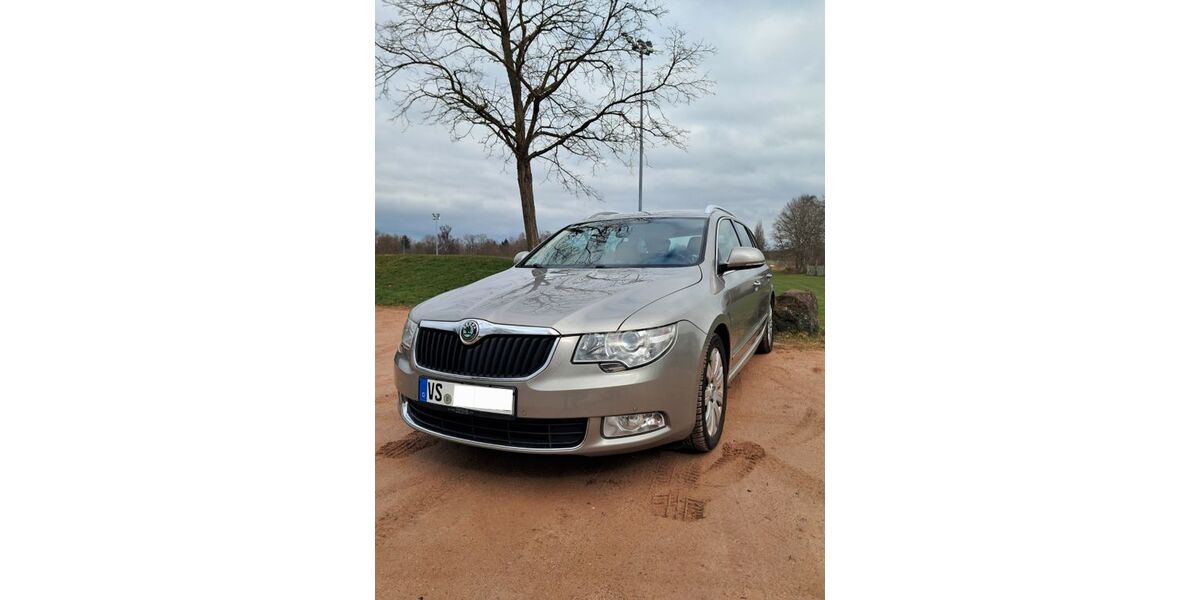 Skoda Superb 247.000 km 6.500 &euro; Villingen-Schwenningen 78054
