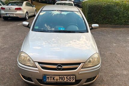 Opel Corsa 196.000 km 600 &euro; Schwalbach 65824
