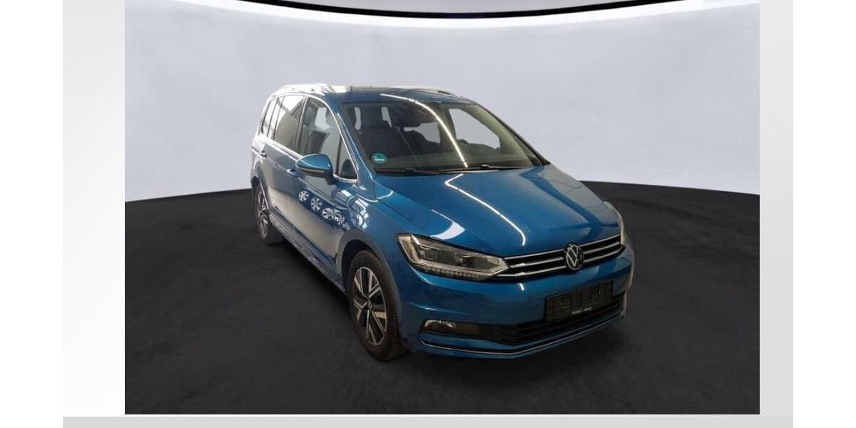 VW Touran 50.738 km 29.940 &euro; Dessau-Roßlau 06842