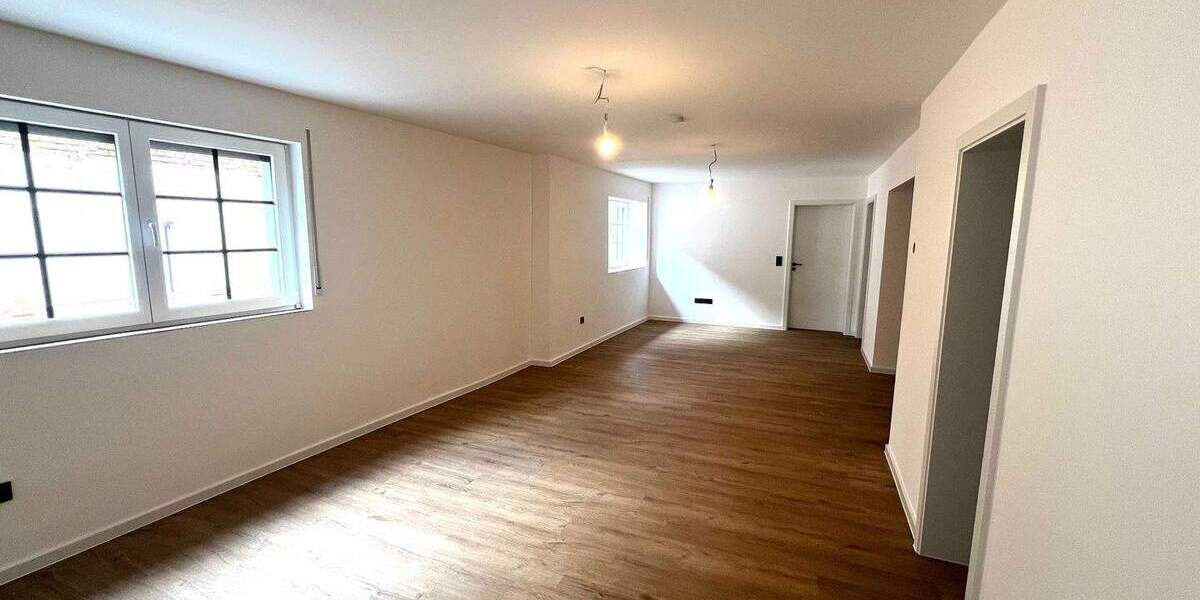 Zimmer Nußbaum - 3 Zimmer, 85 m&sup2;, 950&euro; | Angebot:25683777