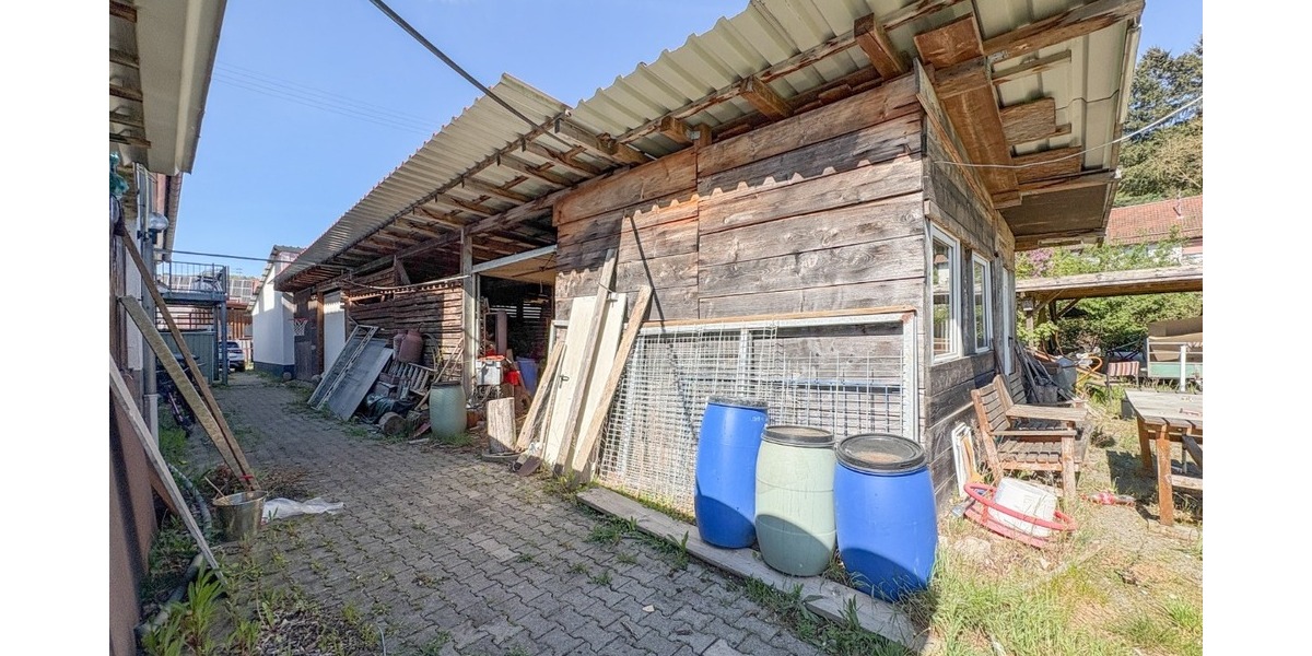 Wohnen, Arbeiten & Investieren: Einzigartiges Anwesen mit Gaststätte, Wohnungen und Naturgrundstück - Mehrfamilienhaus, Wohnhaus Ulmet | Angebot:26378321