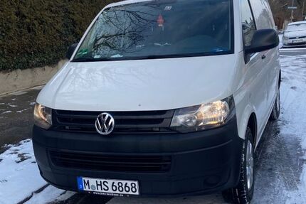 VW T5 Transporter 335.000 km 6.900 &euro; München 81545