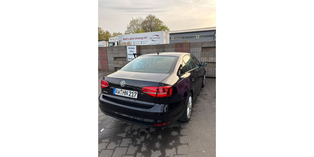 VW Jetta 149.000 km 7.900 &euro; Bad Neuenahr 53474