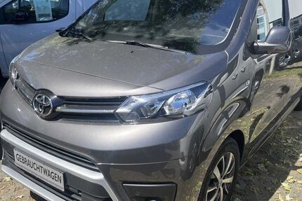 Toyota Proace (Verso) 8.761 km 39.990 &euro; Dessau 06847